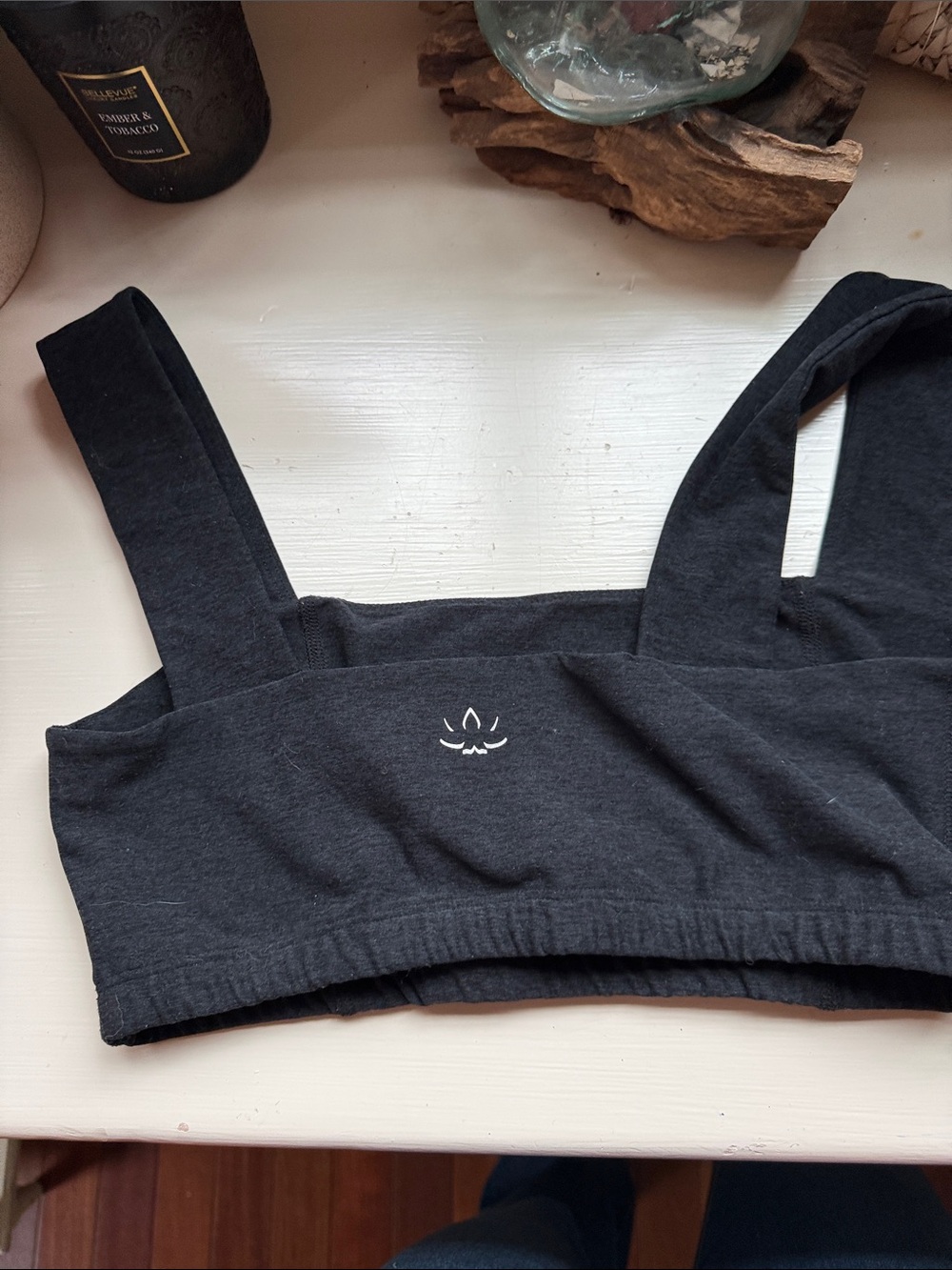 Beyond Yoga Charcoal/ Heather Black Square cut Sports Bra - Picture 3 of 3